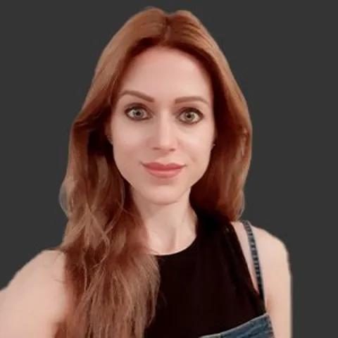 Portrait photo of Barbara Arora of The Grow Revenue Company