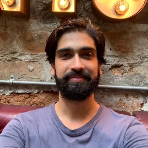 Portrait photo of Rahul Arora of The Grow Revenue Company